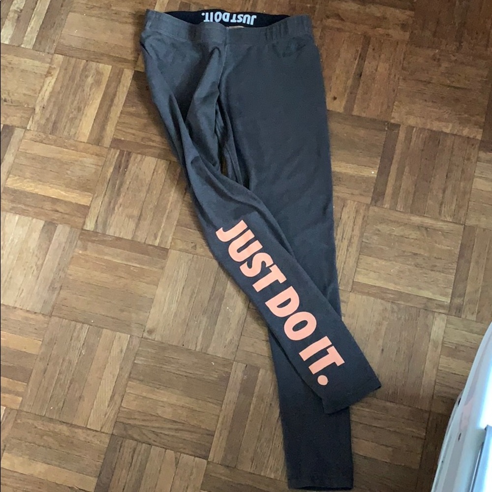 Nike leggings